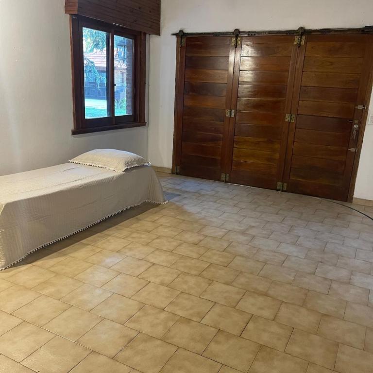 Eneas y submarino Santa Fe , house in Pinamar Golf, very spacious and comfortable - Vacation Home - 7