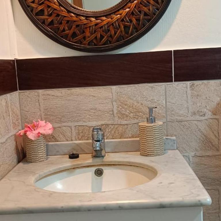 Kuhane Etno-Hostal - Standard Family Room - 5