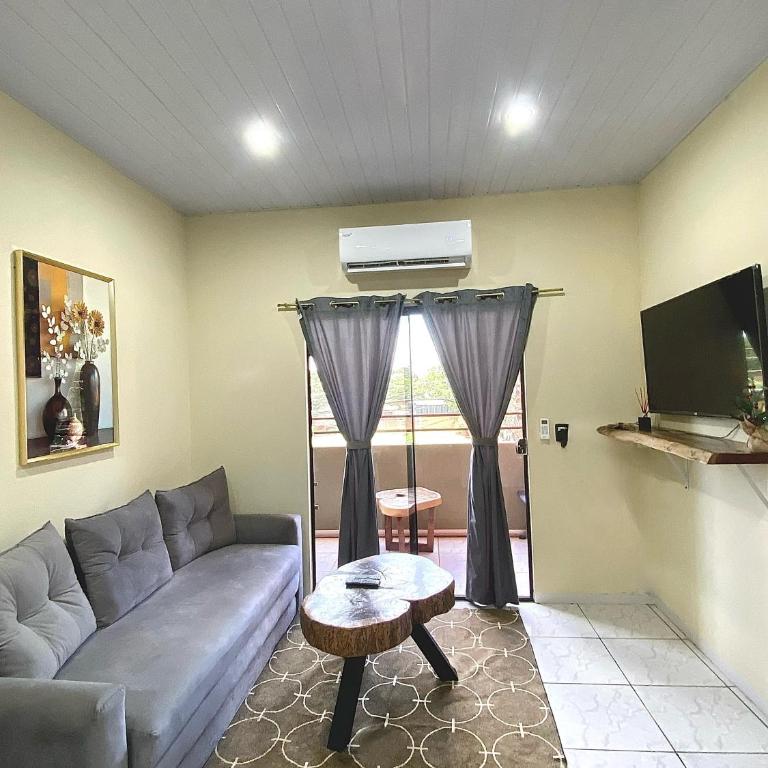 Departamento Amoblado en pleno Centro Hohenau - Two-Bedroom Apartment with Balcony - 1