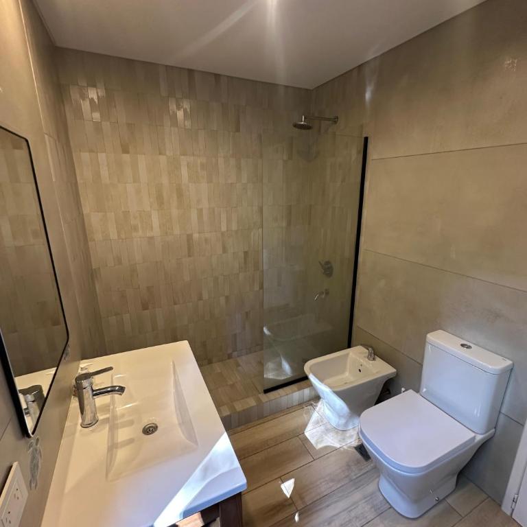 Casa moderna bosque 8pax - Four-Bedroom House - 2