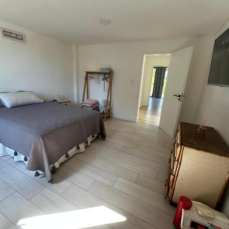 Casa moderna bosque 8pax - Four-Bedroom House - 12