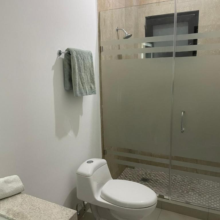 Loftstay MYO - Two-Bedroom Apartment - 12