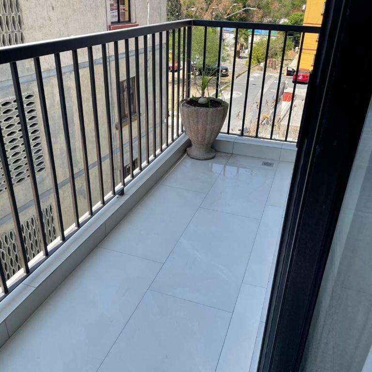 Loftstay MYO - Two-Bedroom Apartment - 29