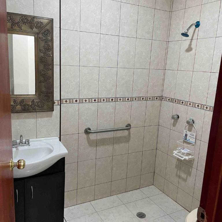 Loft 1 with 2 beds near Fundidora and Cintermex - One-Bedroom Apartment - 15
