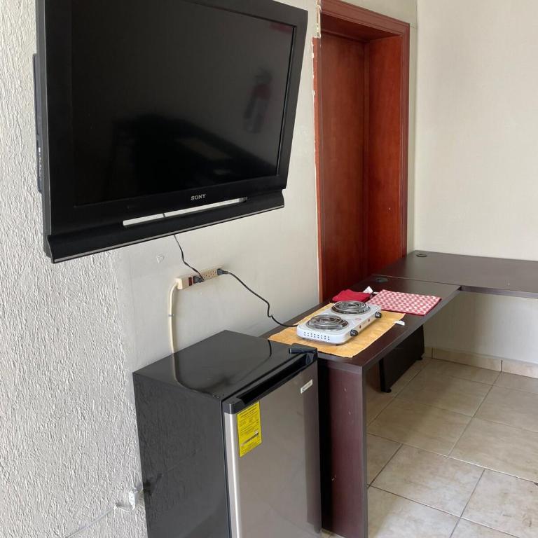 Loft 2 with 2 beds near Fundidora and Cintermex - One-Bedroom Apartment - 20