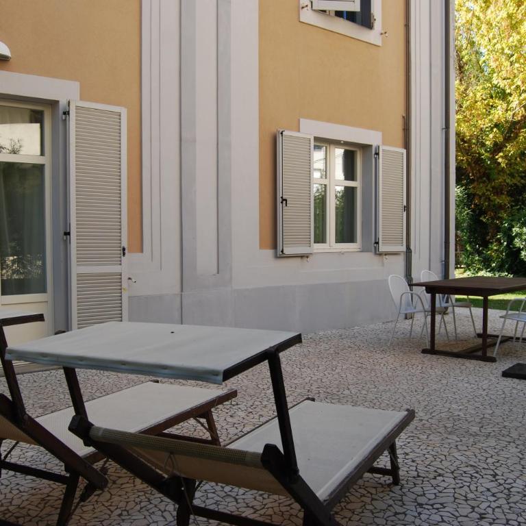 Ceccarini Suite - Appartamento con 2 Camere da Letto e Giardino - 14