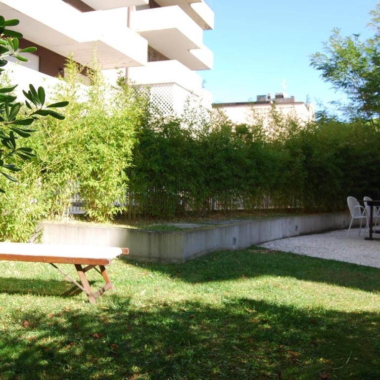 Ceccarini Suite - Appartamento con 2 Camere da Letto e Giardino - 18