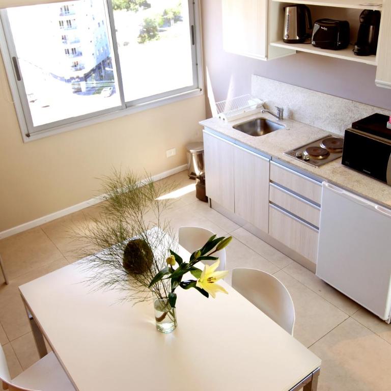Plaza Suites Campana - Family Studio - 1