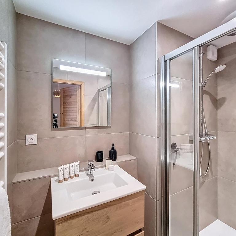 Le M Des Gets-Appartement-6Pers-Proche Centre - Apartment - 24
