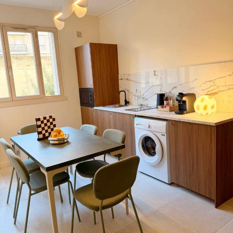 Le Trocadéro - Face Centre commercial partdieu - Appartement 3 Chambres - 16