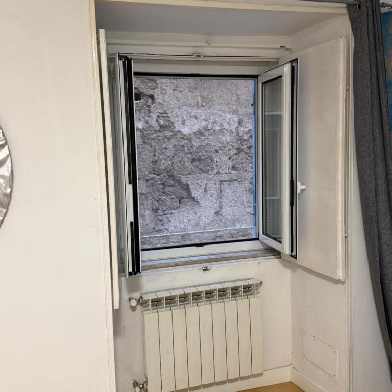 Plebiscito Charme Rooms - Camera Matrimoniale con Bagno in Comune - 10