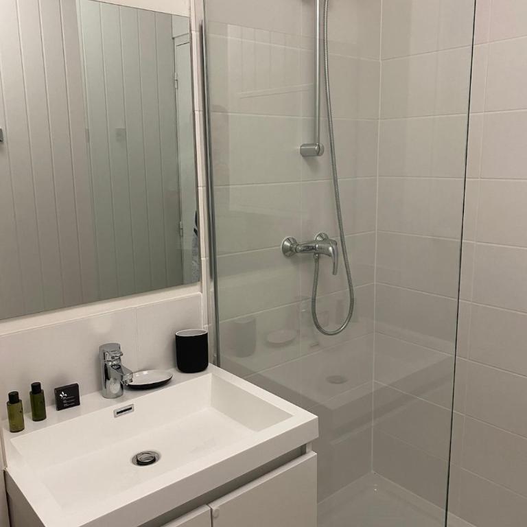 Le nouveau 4 chemins - St Vincent - Monolocale con Divano-Letto - 9