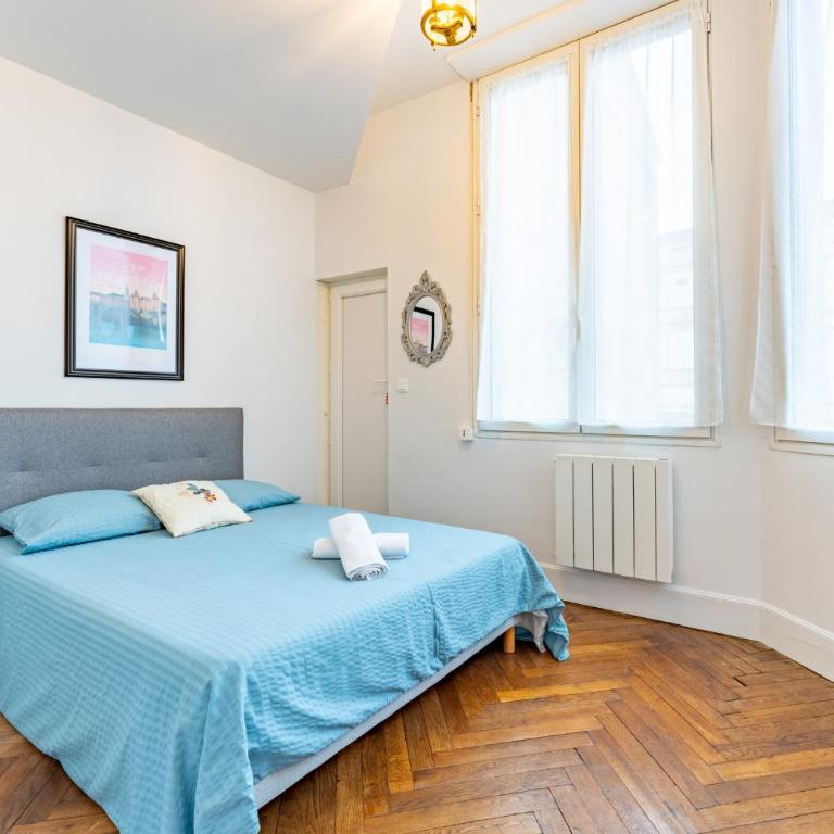 Logis Marybail, Elégant appartement avec terrasse dans immeuble Art Déco, près de la gare et du centre-ville à Montauban - Appartement 2 Chambres - 20