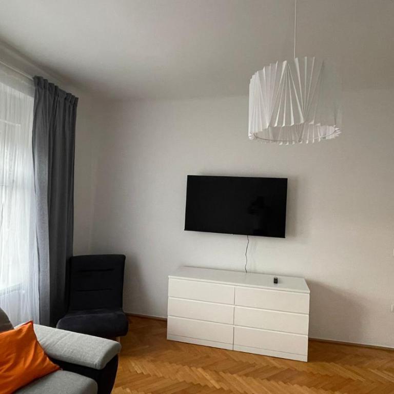 Junior Suite Apartment Eleven - Apartment - 24