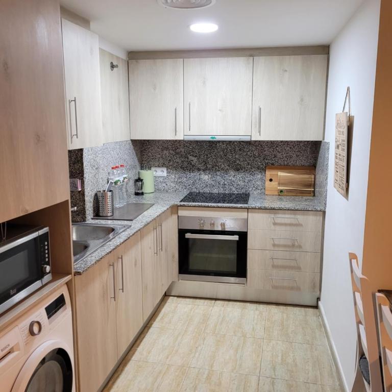 Our lovely space - One-Bedroom Apartment - 5