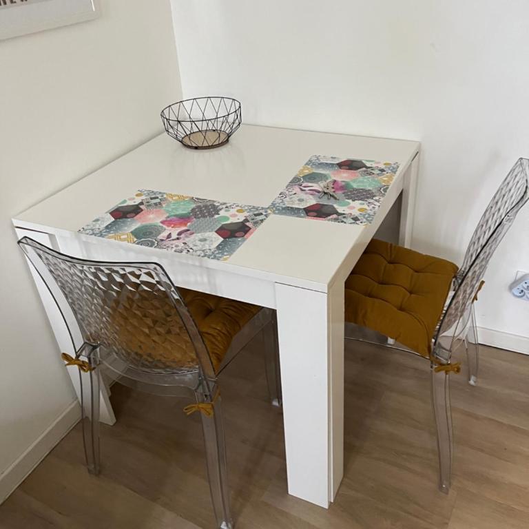 Le nouveau 4 chemins - St Vincent - Monolocale con Divano-Letto - 3