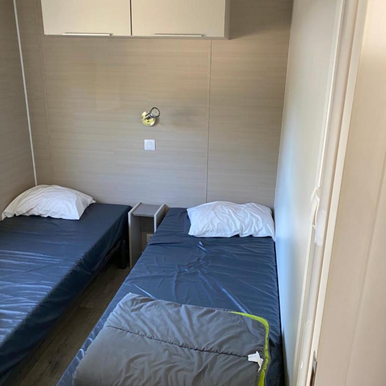 Mobil-home 6 personnes avec piscine - Chalet mit 3 Schlafzimmern - 5