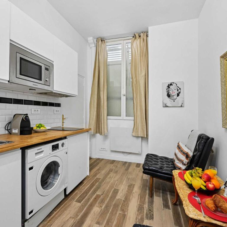 Luxembourg Gardens & Saint-Germain - 1BR - Paris Vacation Rental - Appartement - 9