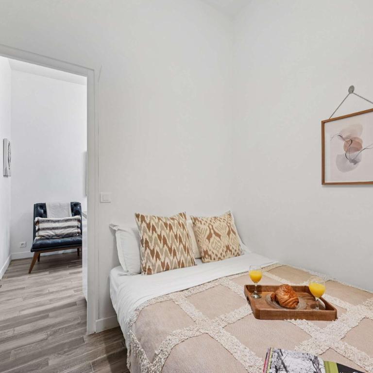 Luxembourg Gardens & Saint-Germain - 1BR - Paris Vacation Rental - Appartement - 17