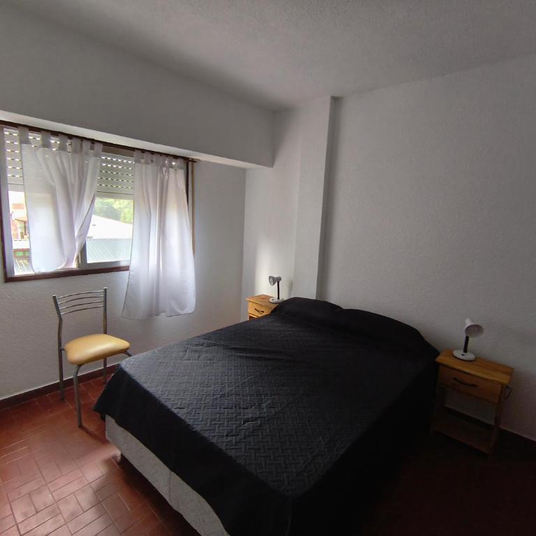 Depto Céntrico, 2 Ambientes, Cochera, Internet, 300 mts de playa - One-Bedroom Apartment - 2