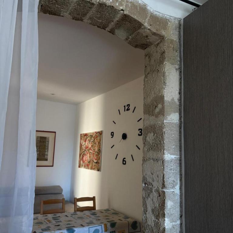 Appartamento con balcone Vista Castello - BariVecchia - La Più Bella In Old Town - Appartamento con 1 Camera da Letto - 4