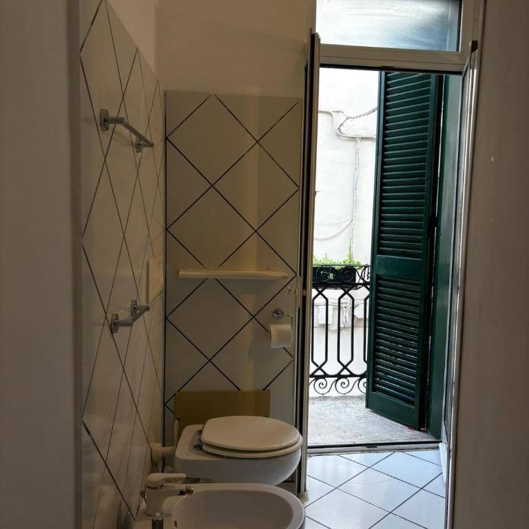 Appartamento con balcone Vista Castello - BariVecchia - La Più Bella In Old Town - Appartamento con 1 Camera da Letto - 8