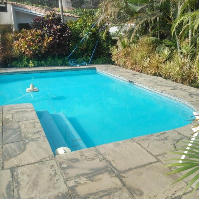 Nice country house with a swimming pool and large garden - Three-Bedroom House - 3