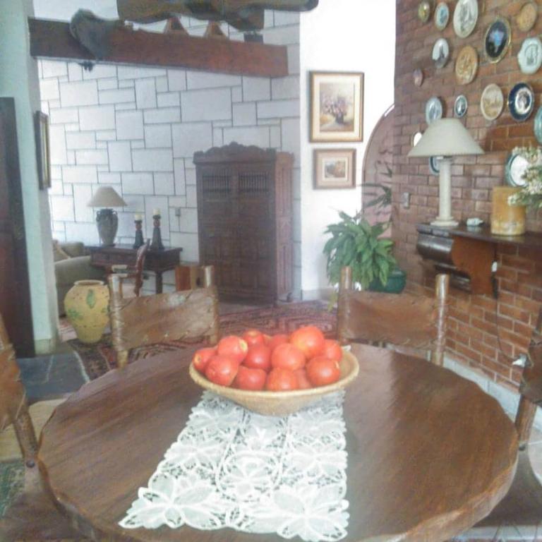 Nice country house with a swimming pool and large garden - Three-Bedroom House - 12