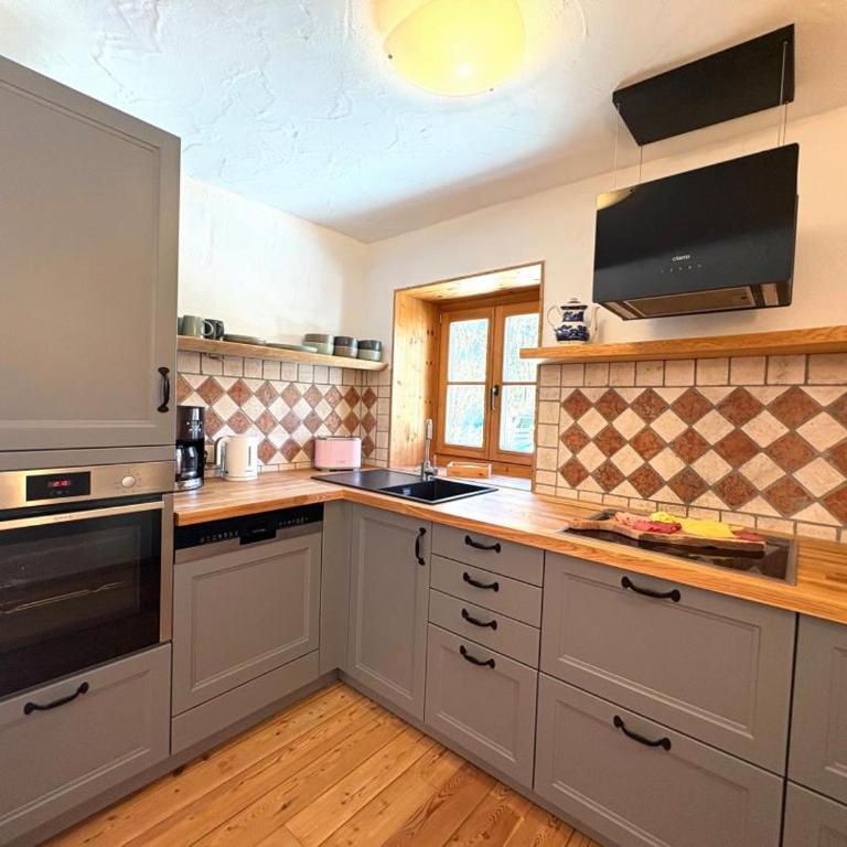 Zur Schmiede - AlpChalet EG in Kaltenbrunn - Apartment mit 1 Schlafzimmer - 24