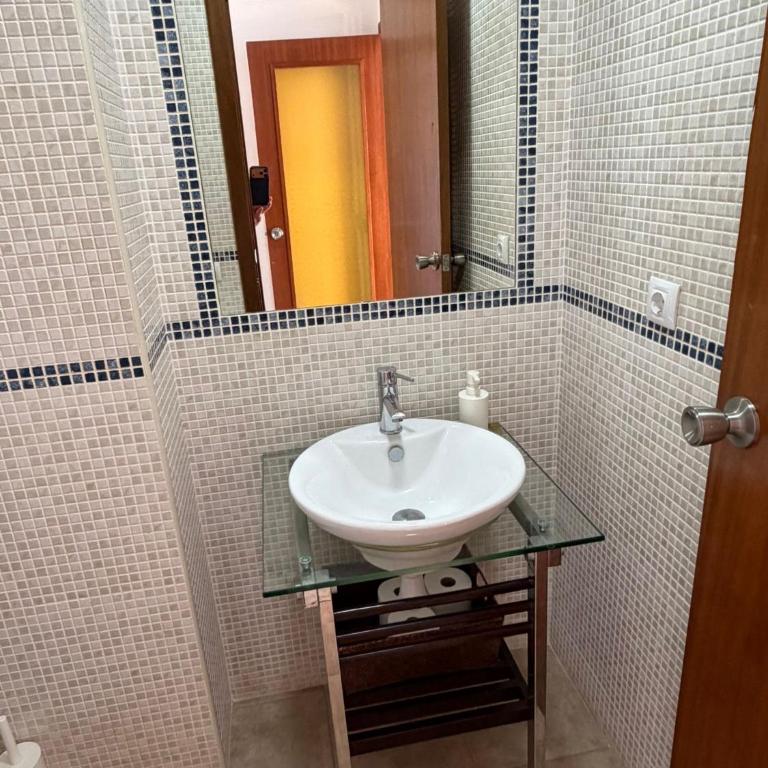 Exclusivo ático en primera línea del mar - Three-Bedroom Apartment - 18