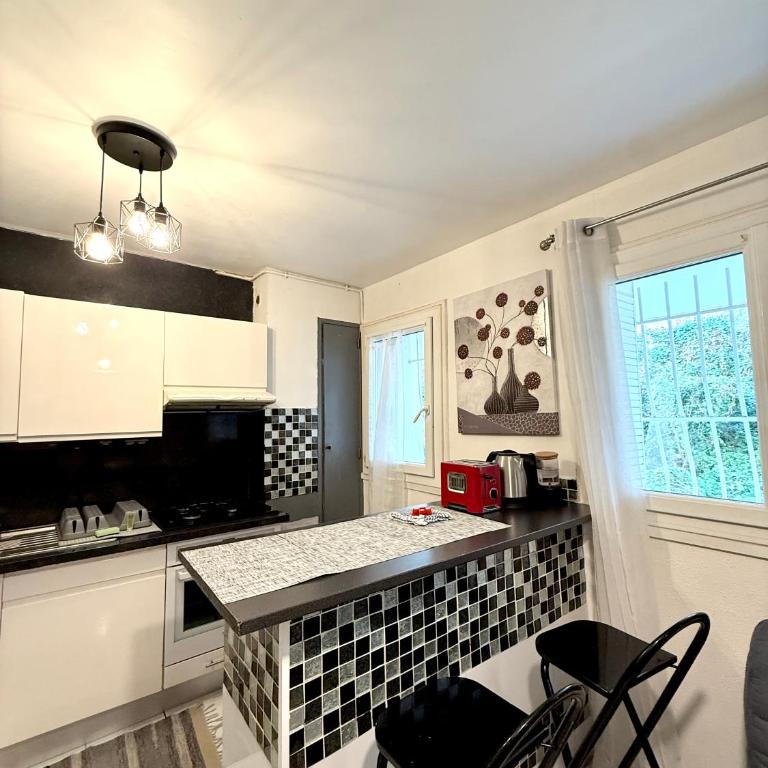 Charmant appartement 3 pièces au cœur de Nice - Appartement 2 Chambres - 6