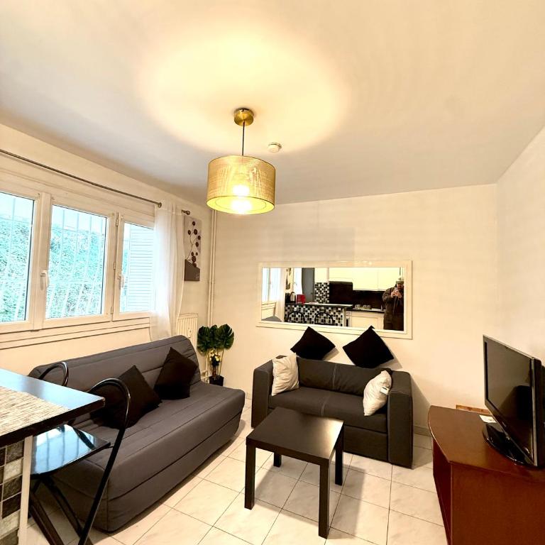 Charmant appartement 3 pièces au cœur de Nice - Appartement 2 Chambres - 5