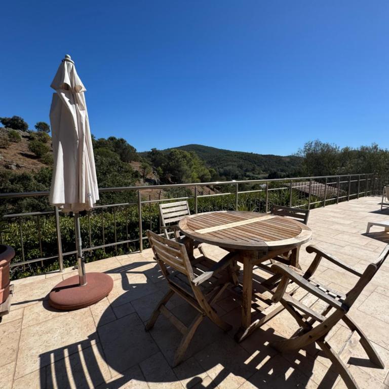 Maison familiale 6 personnes dans domaine privé avec piscine - Villa 2 Chambres - 13