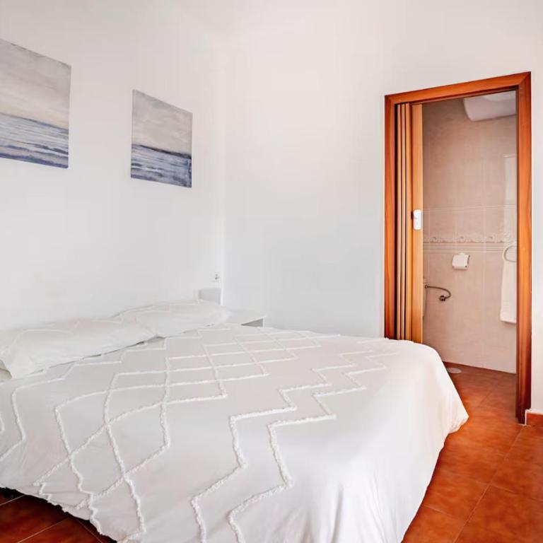 Pensión Alambar - Habitación Doble con baño privado - 1