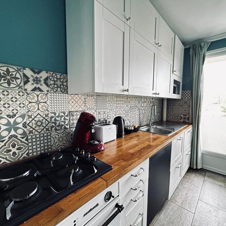 Barbatre grand T3 avec parking proche centre-ville - Appartamento con 2 Camere da Letto - 2