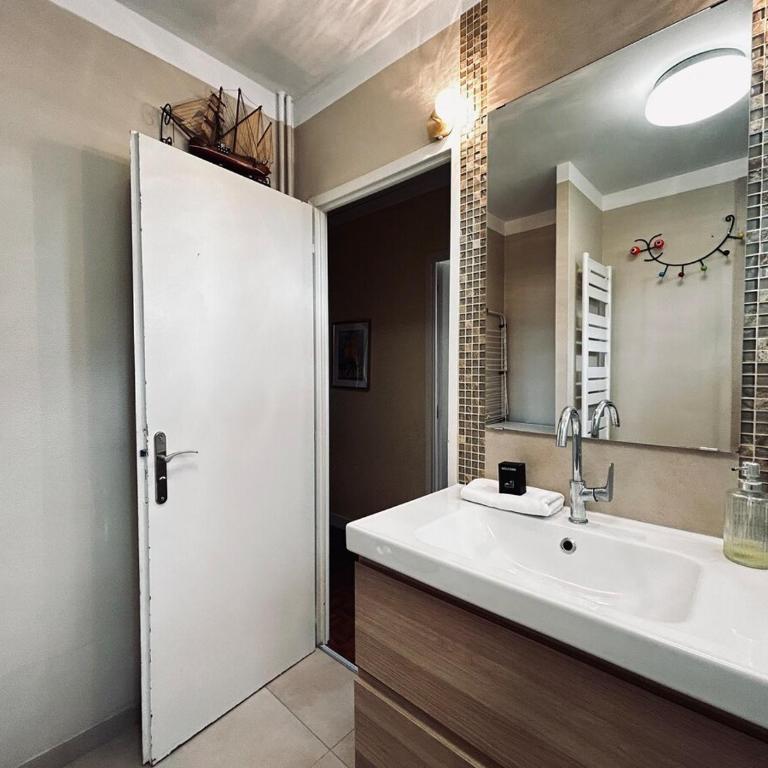Barbatre grand T3 avec parking proche centre-ville - Appartamento con 2 Camere da Letto - 21