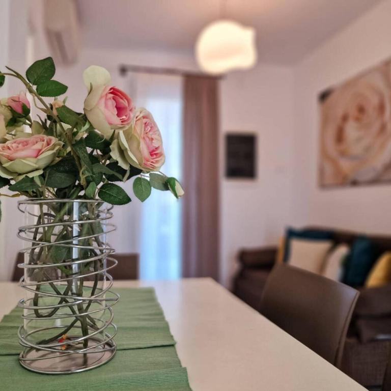 Wonderful holiday home with pool - Appartement - 11