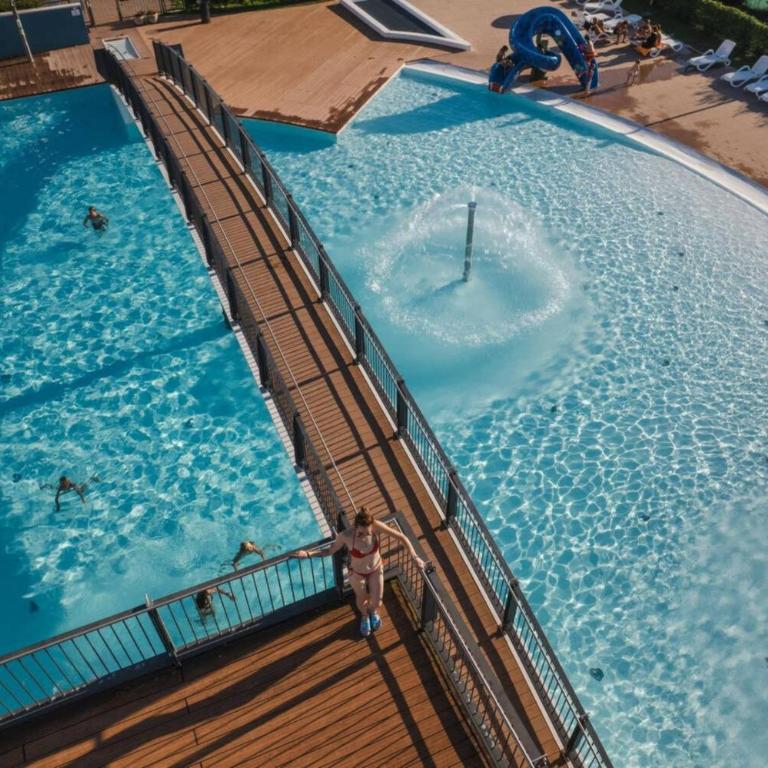 Wonderful holiday home with pool - Appartement - 5