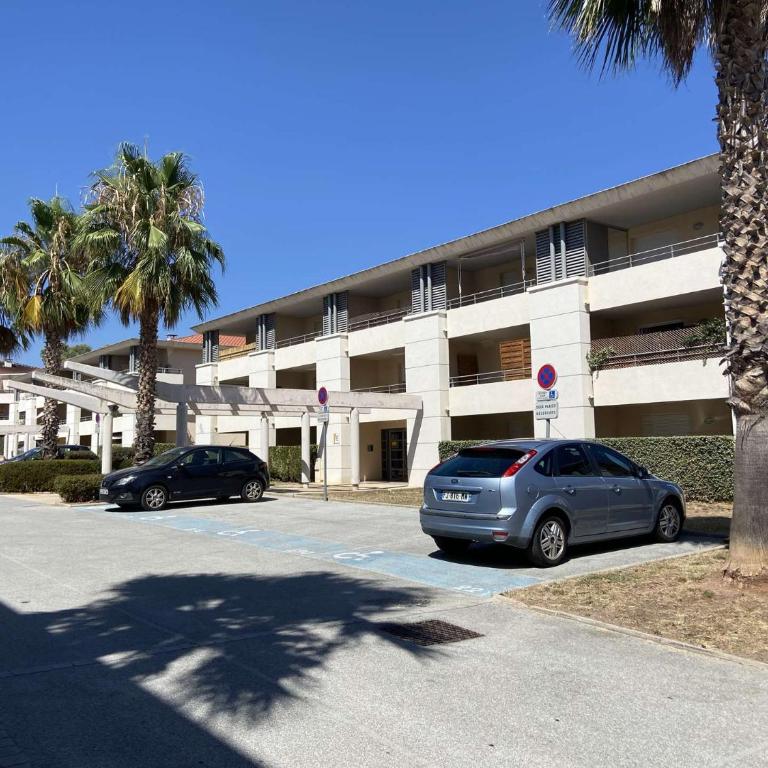 RQ010-E008 Appt 2 pièces 4 personnes ROQUEBRUNE SUR ARGENS - Appartement 1 Chambre - 17