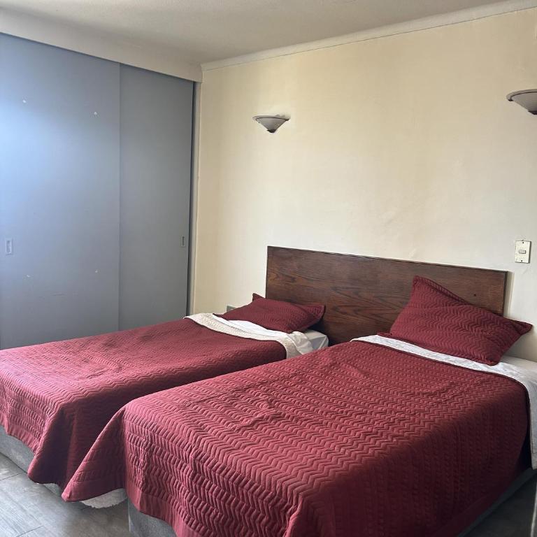 Hotel Capri - Two-Bedroom Standard Apartment - 11