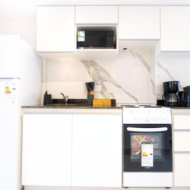 Confort y estilo en monoambiente con pileta y SUM - One-Bedroom Apartment - 20