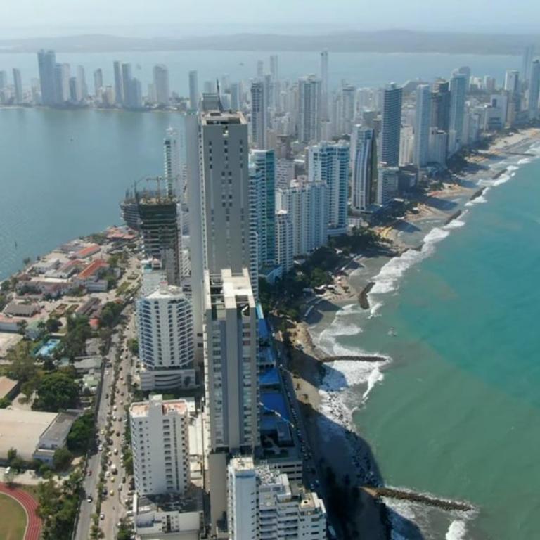 Vive al estilo Cartagenero frente al mar y al lago - Two-Bedroom Apartment with Balcony and Sea View - 5