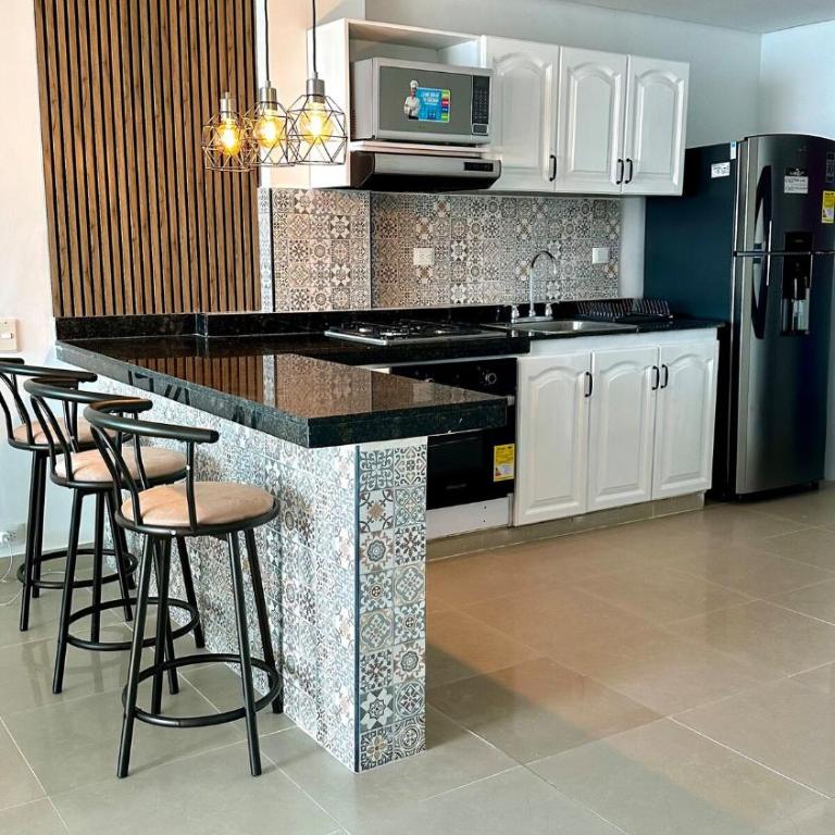 Vive al estilo Cartagenero frente al mar y al lago - Two-Bedroom Apartment with Balcony and Sea View - 16