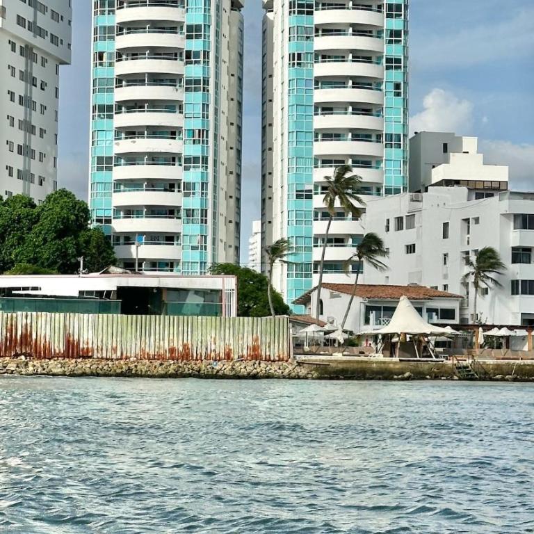 Vive al estilo Cartagenero frente al mar y al lago - Two-Bedroom Apartment with Balcony and Sea View - 25