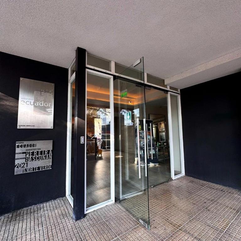 Moderno Espacio Céntrico a Pasos Del Metro De Santiago Con Wifi - One-Bedroom Apartment - 6