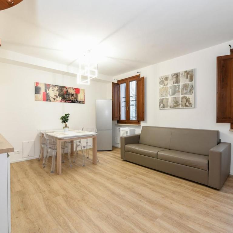 DESENZANO deliziosa suite centrale con AC e WIFI - Appartamento con 2 Camere da Letto - 19