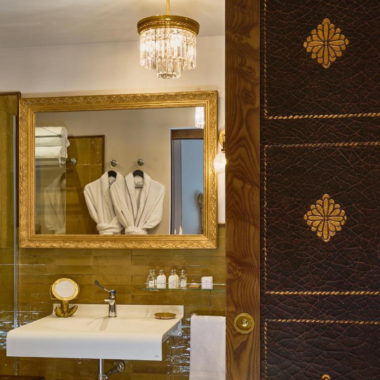 La Reggia di Rachele - Adults Only - Camera Matrimoniale Deluxe - 4
