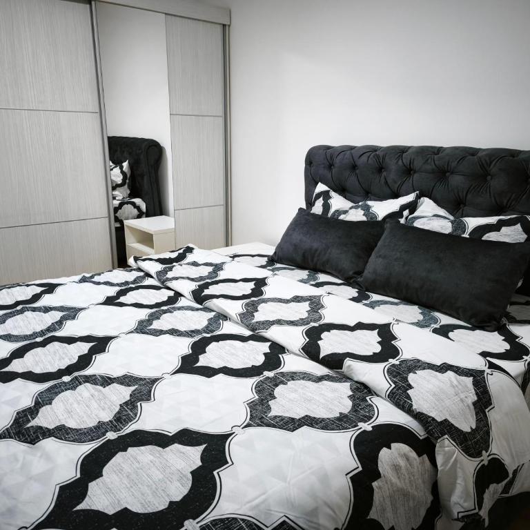 Escape&Peace - One-Bedroom Apartment - 6