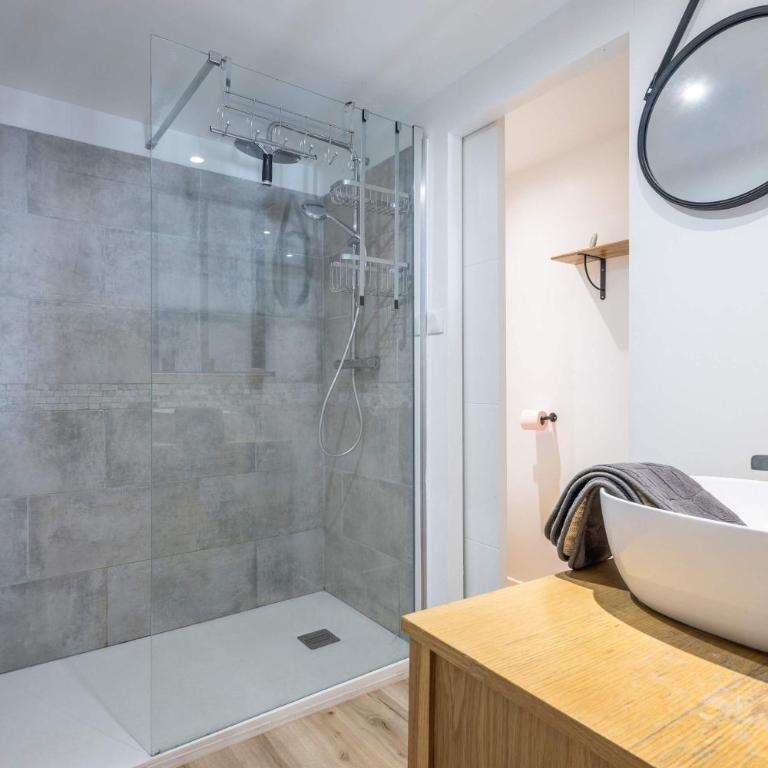 Joli duplex tres recent au coeur de la ville - Apartment - 7
