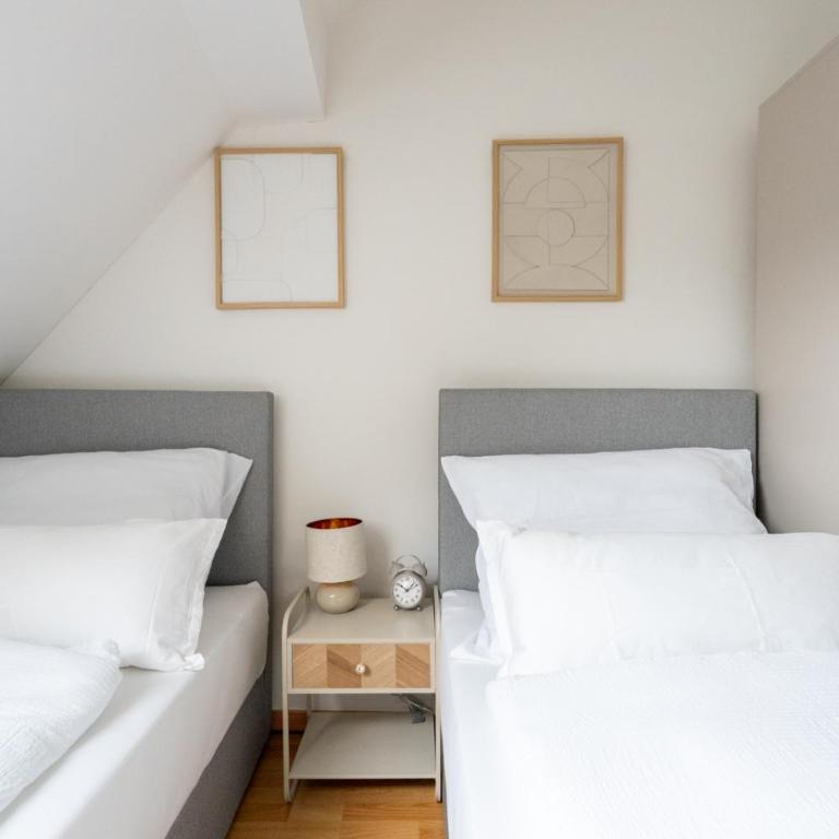 Large Maisonette I 90 m2 I For Groups & Families I 9 Guests I 3 Rooms - Apartment mit 3 Schlafzimmern und Balkon - 13
